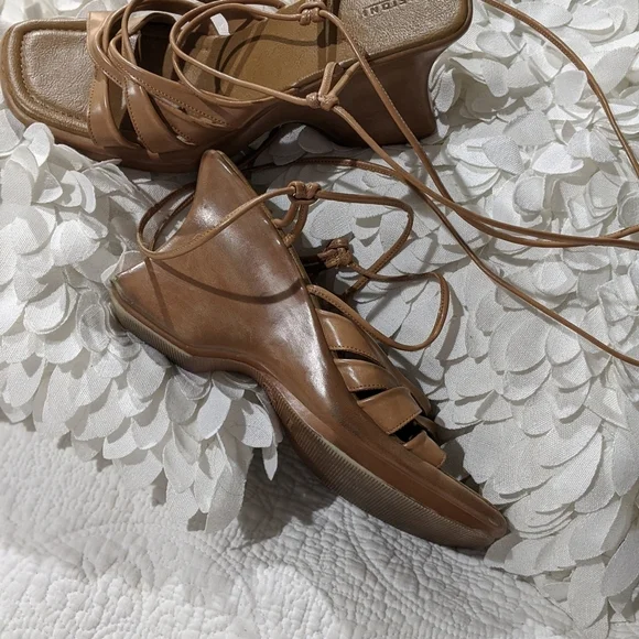Rare Vintage 90s Unique Nude wedge  ankle wrap Strappy Sandals Boho - Picture 2 of 5